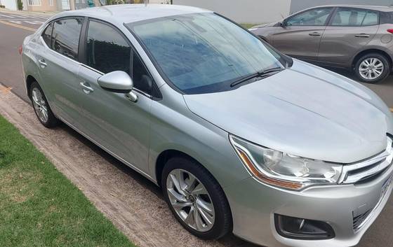 CITROËN C4 LOUNGE 2.0 MPFI TENDANCE 16V FLEX 4P AUTOMÁTICO